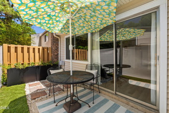 220 Elizabeth St #B4, Chapel Hill, NC 27514