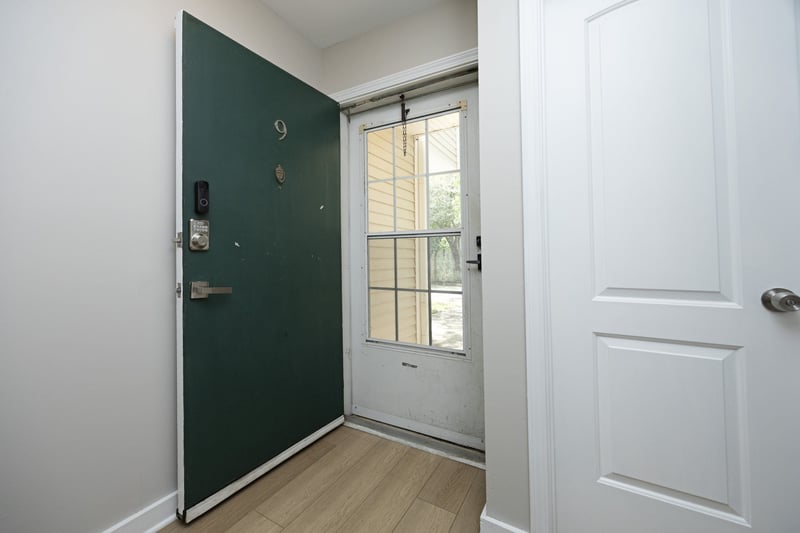 220 Elizabeth St #D9, Chapel Hill, NC 27514