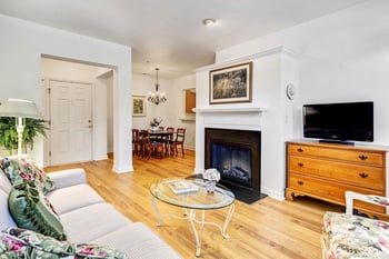 220 Eyam Hall Ln #220, Apex, NC 27502