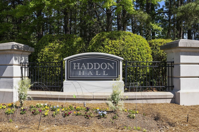 220 Eyam Hall Ln #220, Apex, NC 27502
