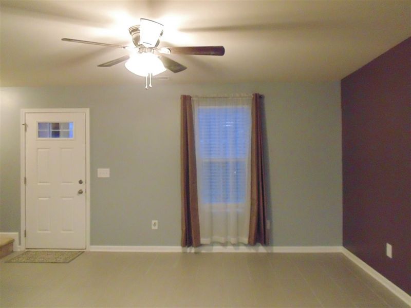 220 Fieldspar Ln, Clayton, NC 27520