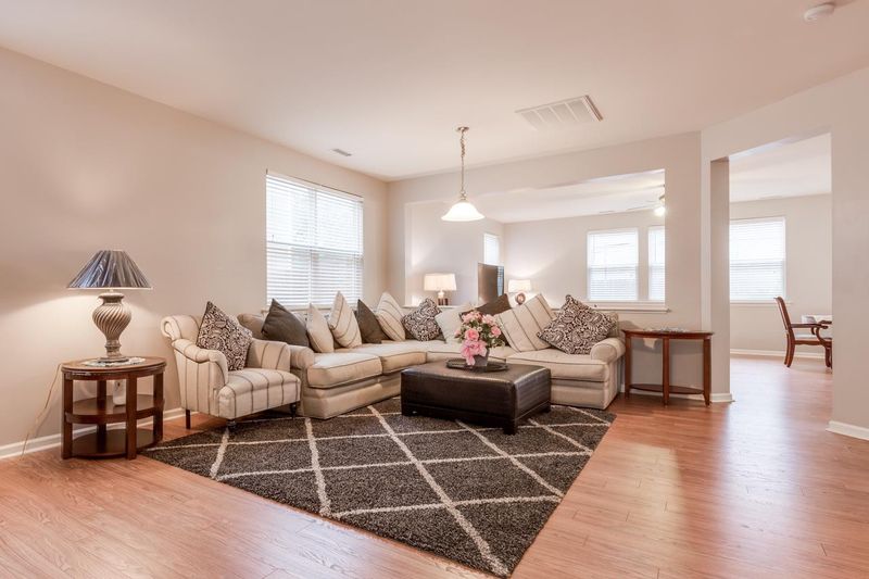 220 Folsom Dr, Holly Springs, NC 27540