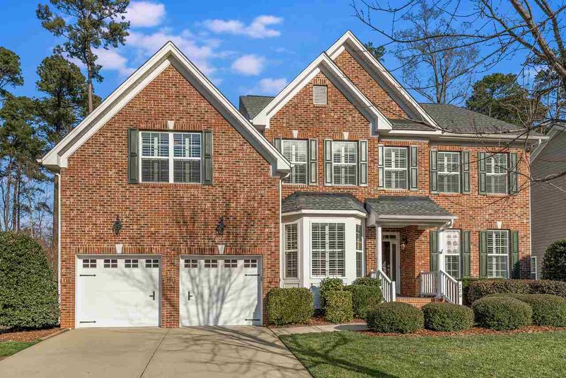 220 Forbes Dr, Wake Forest, NC 27587