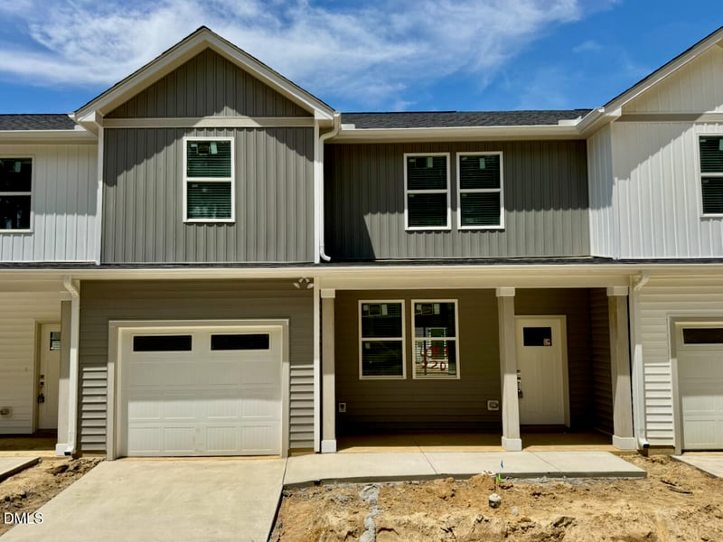 220 George St, Four Oaks, NC 27524