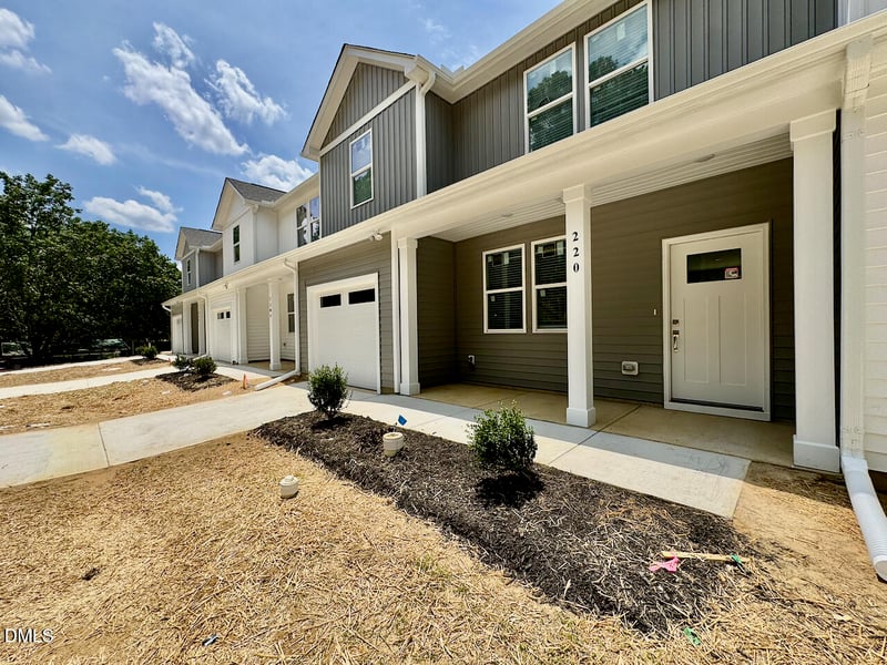 220 George St, Four Oaks, NC 27524