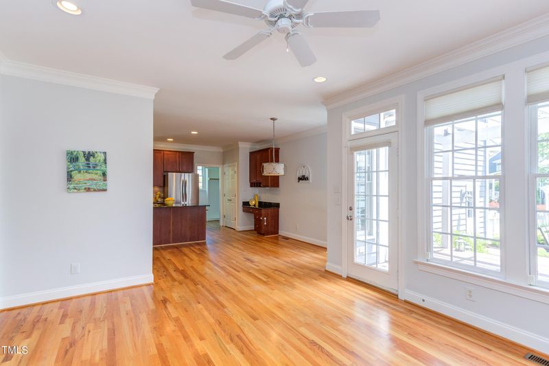 220 Glade St, Chapel Hill, NC 27516