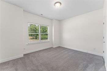 220 Glendale Cir, Sanford, NC 27332