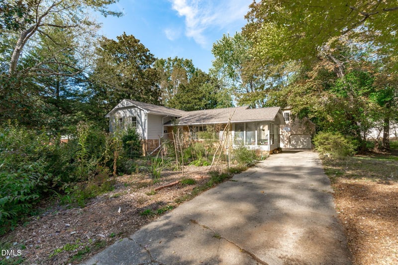 220 Gordon St, Cary, NC 27511