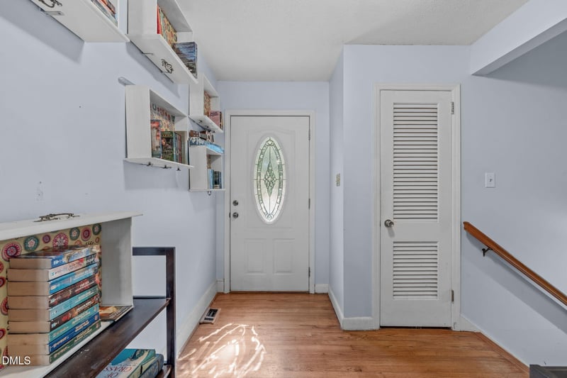 220 Gordon St, Cary, NC 27511