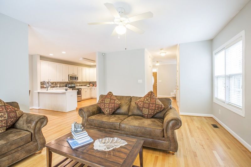 220 Harbor Creek Dr, Cary, NC 27511