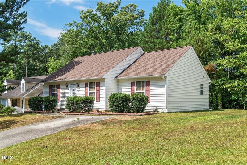 220 Hickory Glen Ln, Durham, NC 27703