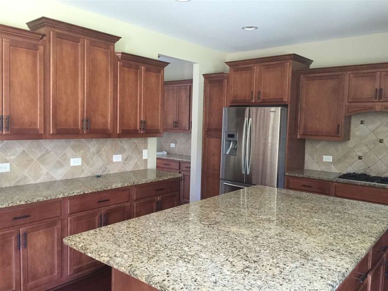 220 Hidden Stream Dr, Holly Springs, NC 27540