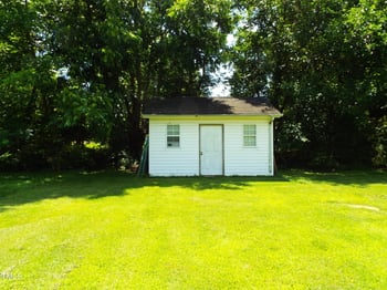 220 Howard St, Burlington, NC 27217