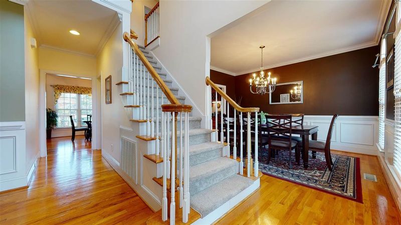 220 Kenmont Dr, Holly Springs, NC 27540