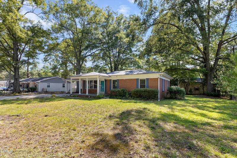 220 Lakewood Dr, Wendell, NC 27591