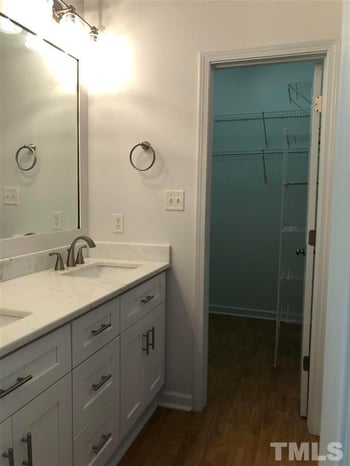 220 Marsh Ave, Raleigh, NC 27606
