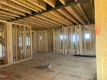 220 Meadow Walk Dr, Fuquay Varina, NC 27526