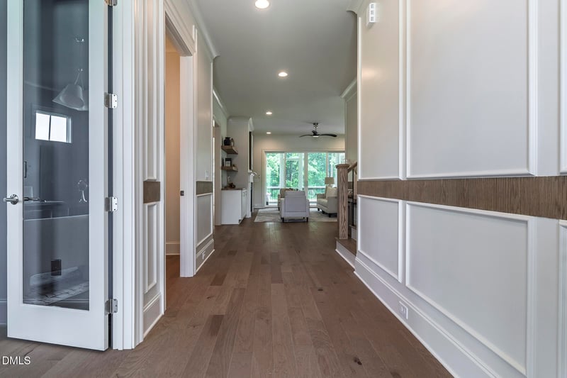 220 Meadow Walk Dr, Fuquay Varina, NC 27526