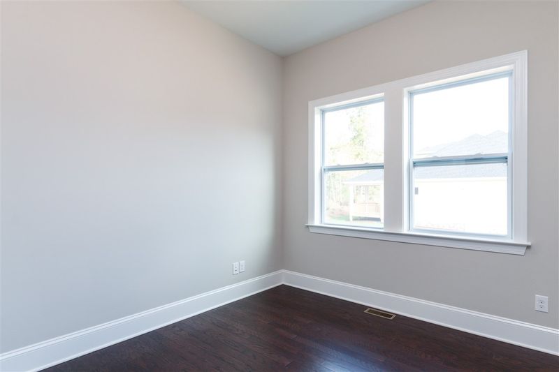 220 Mill Chapel Rd, Chapel Hill, NC 27517