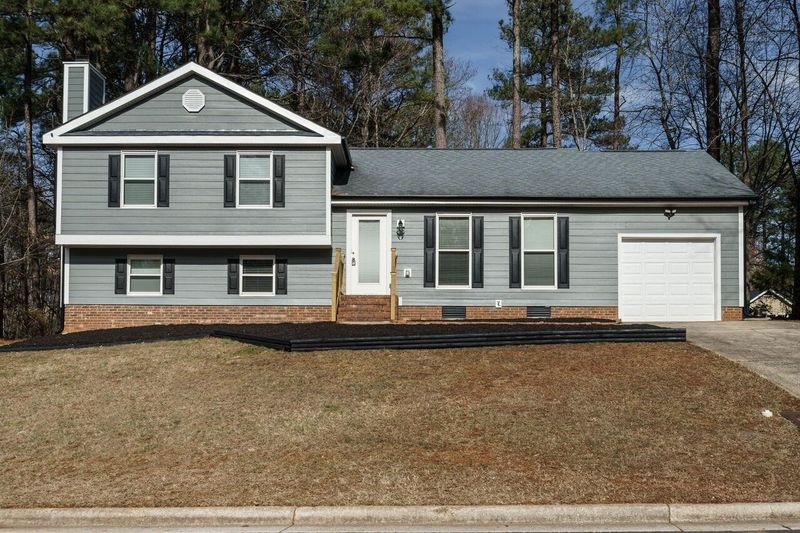 220 Montibello Dr, Cary, NC 27513