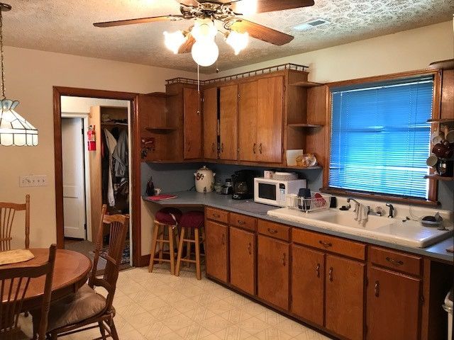 220 S Morgan St, Roxboro, NC 27573