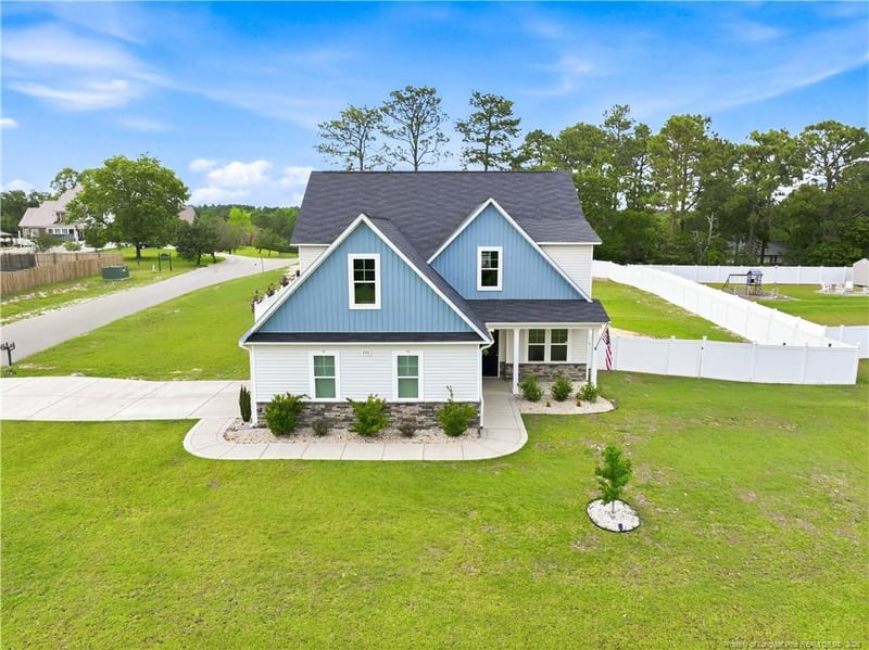 220 Nairn St, Fayetteville, NC 28311