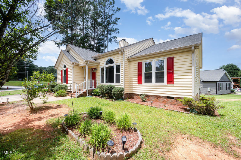 220 Needle Park Dr, Cary, NC 27513