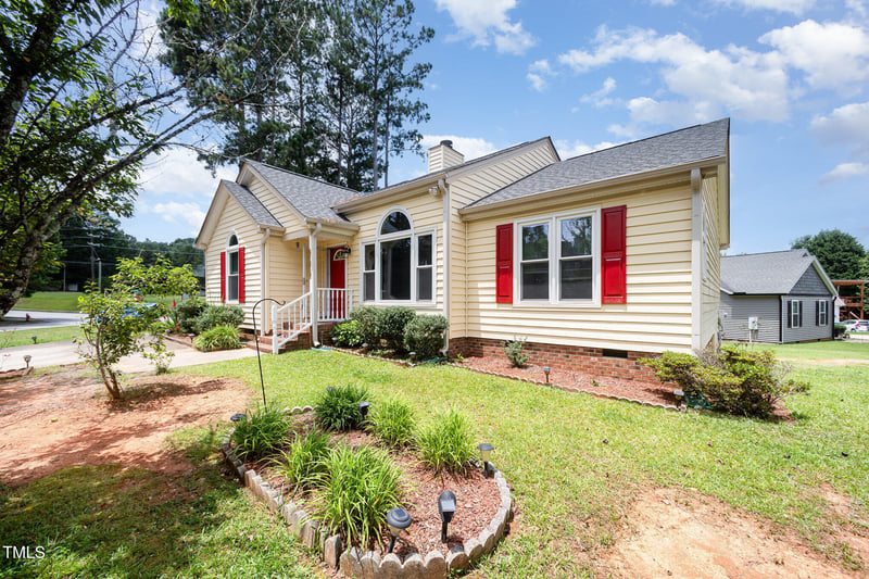 220 Needle Park Dr, Cary, NC 27513