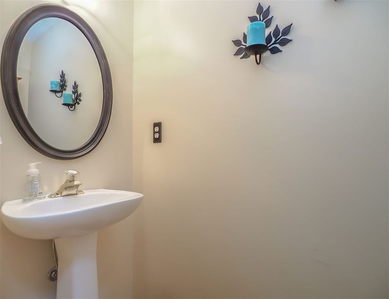 220 Newberry Ln, Durham, NC 27703