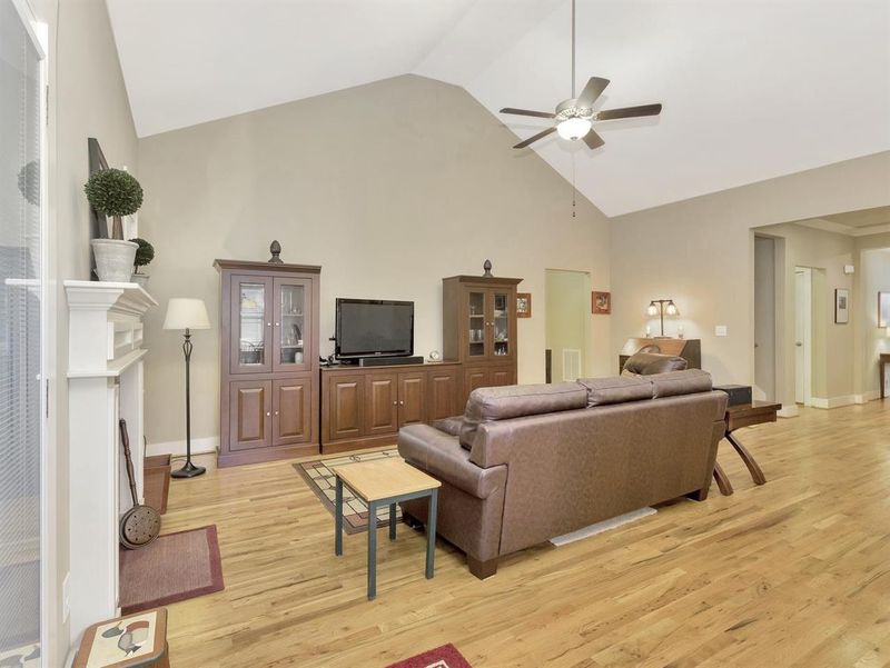 220 Paddy Ln, Youngsville, NC 27596