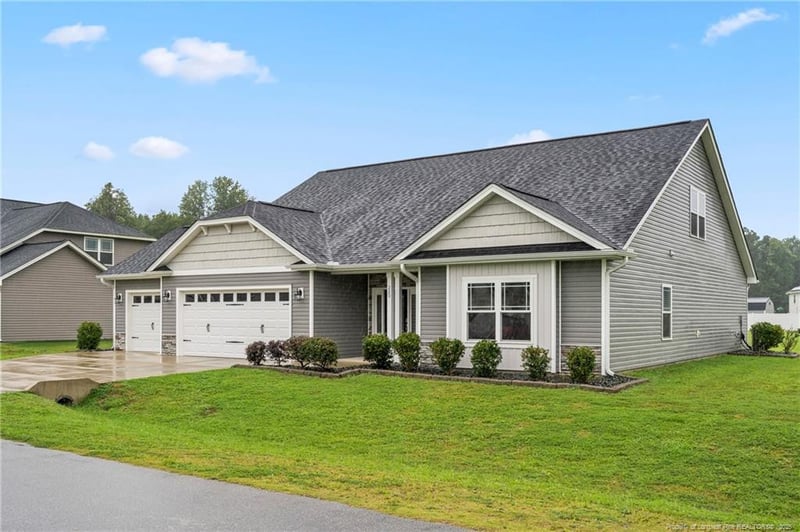 220 Raptor Dr, Smithfield, NC 27577