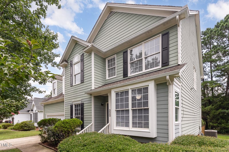 220 Ravenstone Dr, Cary, NC 27518