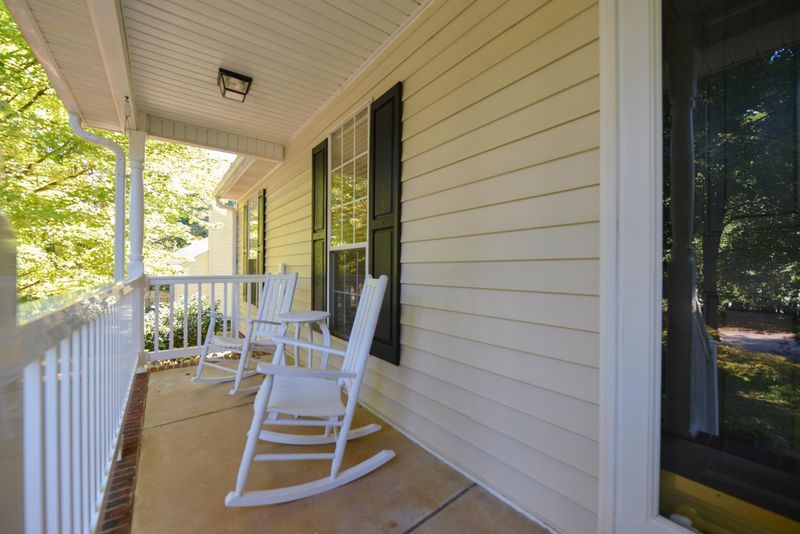 220 Round About Rd, Holly Springs, NC 27540