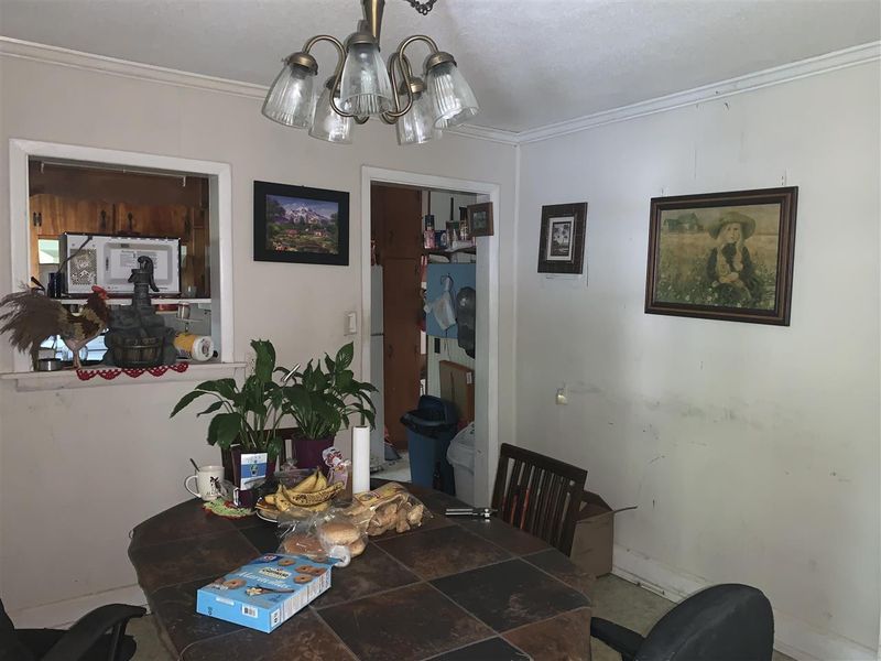 220 Simmons Dr, Sanford, NC 27330
