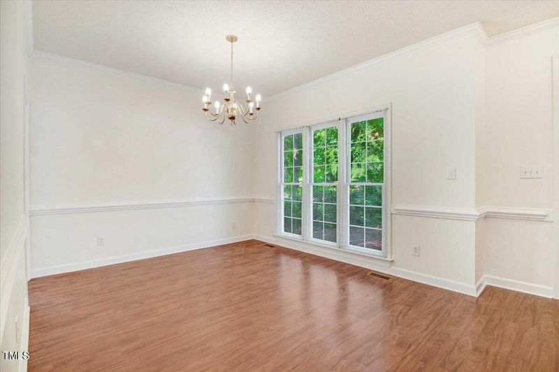220 Sleepy Creek Dr, Clayton, NC 27520