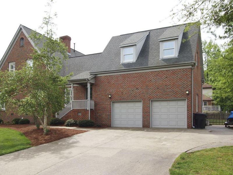 220 Wexford, Burlington, NC 27215