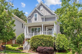 220 Winmore Ave, Chapel Hill, NC 27516