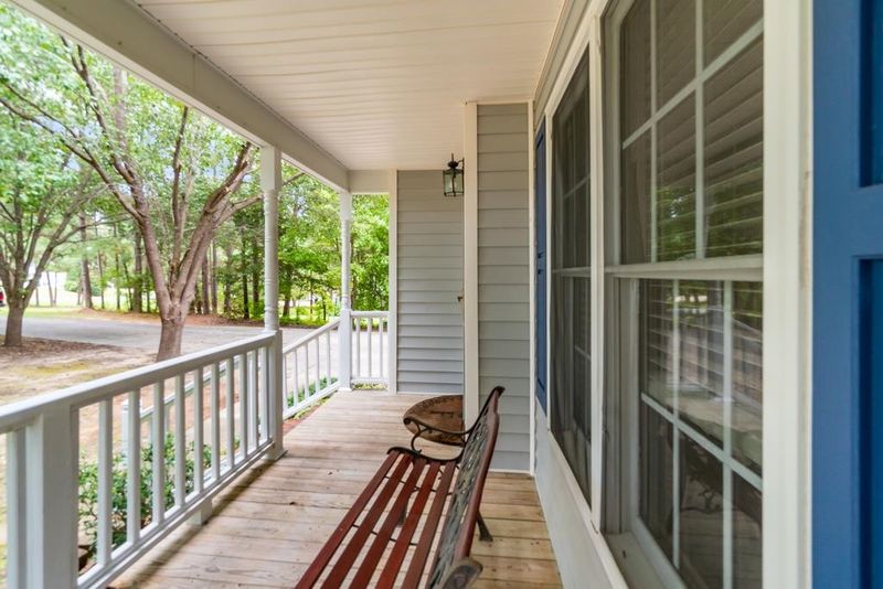 220 Wintergreen Dr, Garner, NC 27529