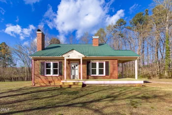 2200 3rd St, Siler City, NC 27344