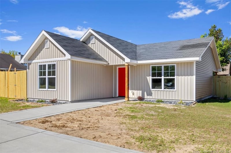 2200 Horsechesnut Pl, Fayetteville, NC 28304