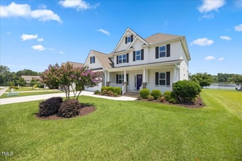 2200 Mills Crest St, Fuquay Varina, NC 27526