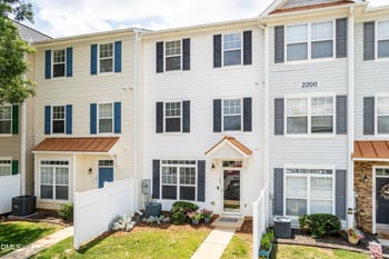 2200 Valley Edge Dr #104, Raleigh, NC 27614