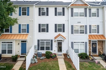 2200 Valley Edge Dr #104, Raleigh, NC 27614