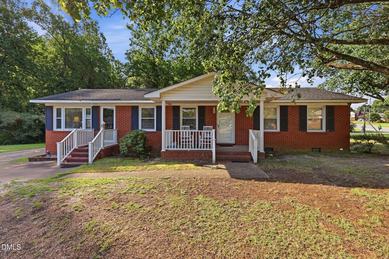 2201 Coffman St, Fayetteville, NC 28306