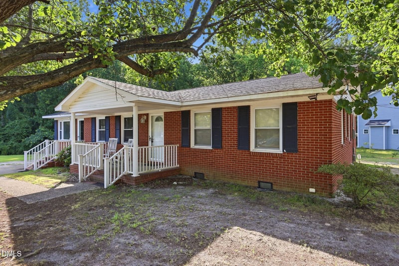 2201 Coffman St, Fayetteville, NC 28306
