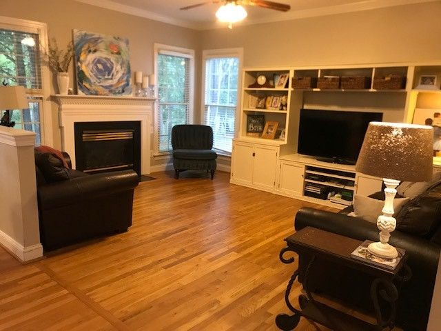 2201 Copeland Way, Chapel Hill, NC 27517