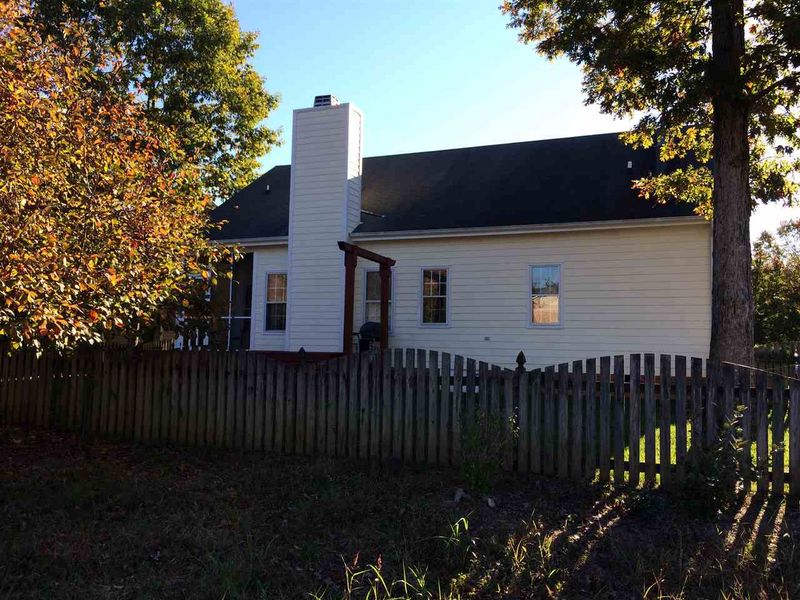 2201 Dahlgreen Rd, Raleigh, NC 27615