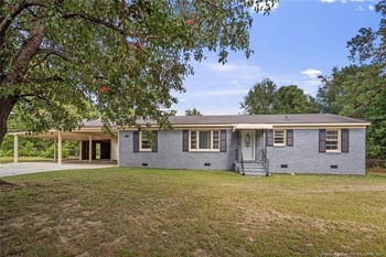 2201 Enloe St, Fayetteville, NC 28306
