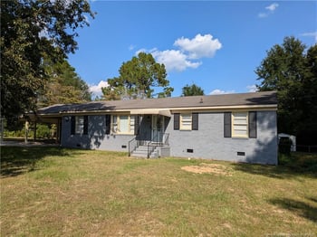 2201 Enloe St, Fayetteville, NC 28306