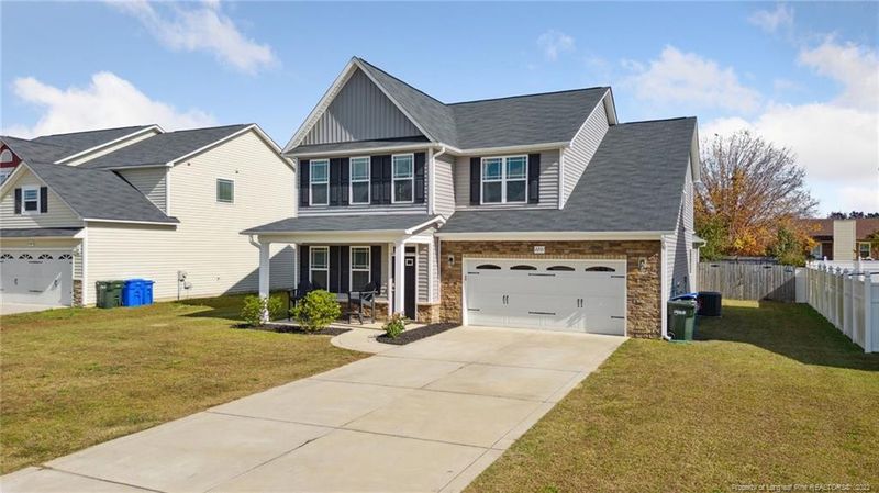 2201 Heathcote Dr, Fayetteville, NC 28314